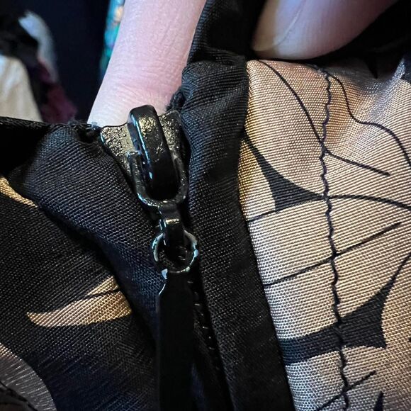 Anne Carson 100% Silk Quilted Black & Gold Bamboo Jacket (Size M) - Picture 7 of 7